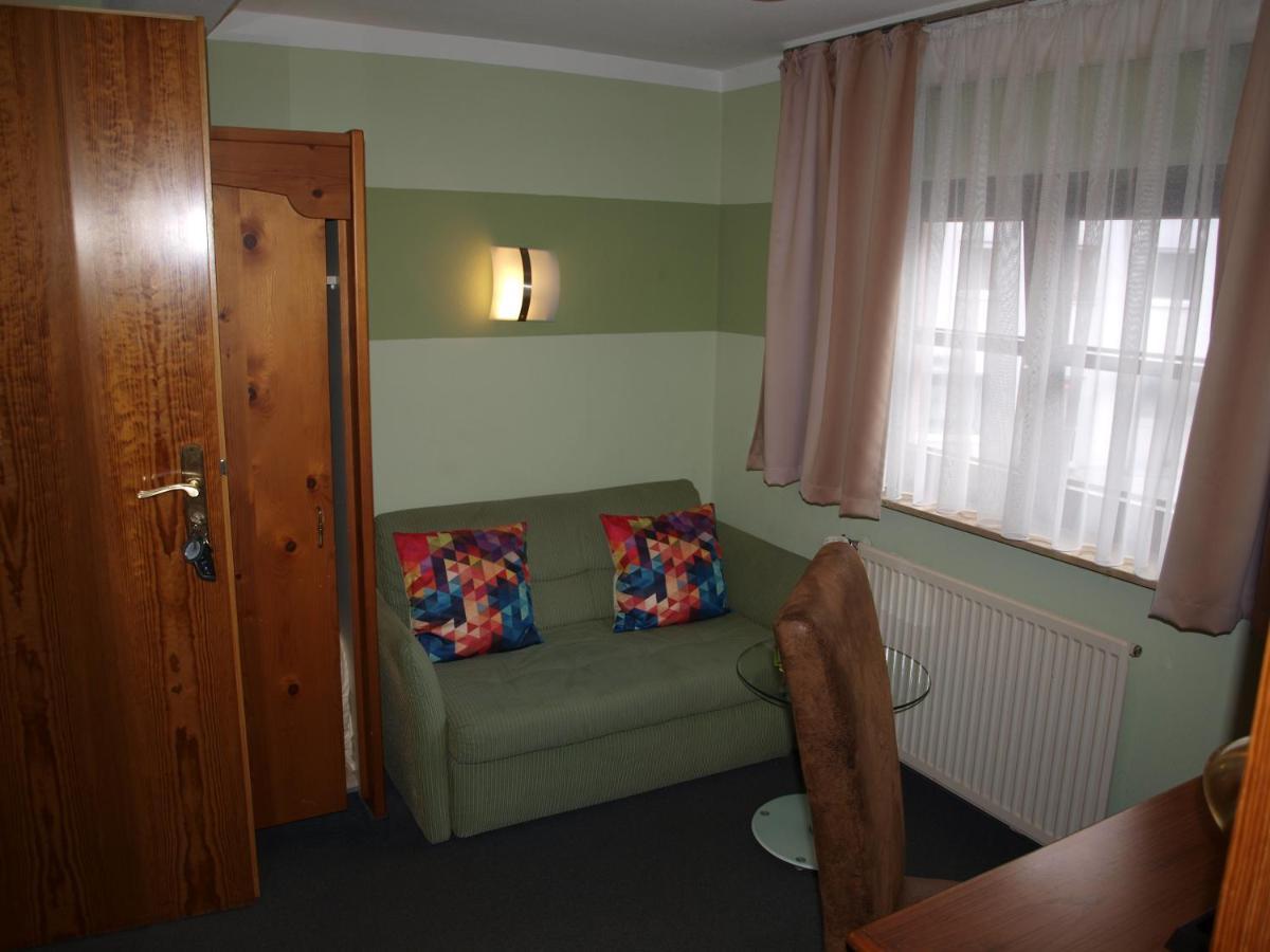 Gaestehaus Engelgasse ヘルツォーゲンアウラッハ 部屋 写真