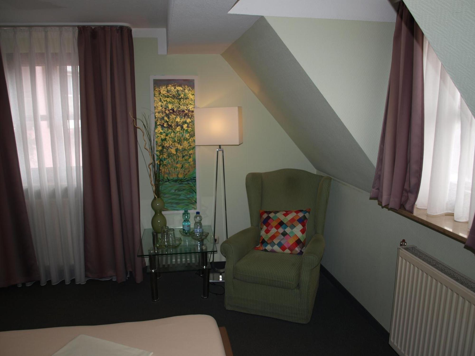Gaestehaus Engelgasse ヘルツォーゲンアウラッハ エクステリア 写真