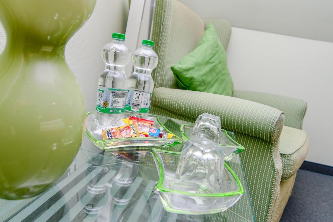 Gaestehaus Engelgasse ヘルツォーゲンアウラッハ エクステリア 写真